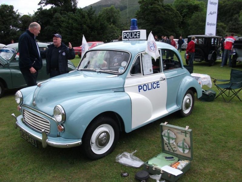 Morris Minor 